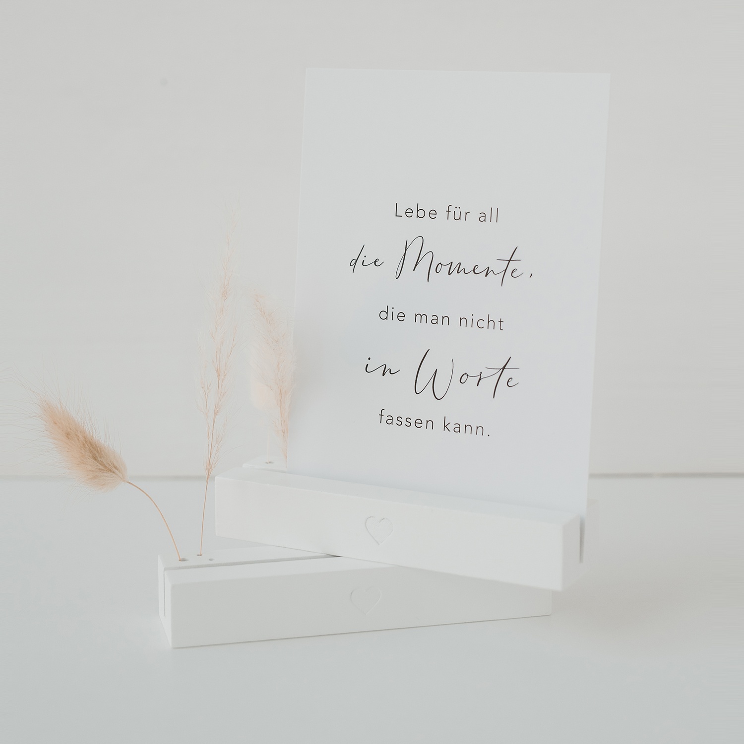 r-000_blumenstaender_w_photocredits_maggymelzer_1 Trockenblumen- und Kartenständer weiss im 2er Set