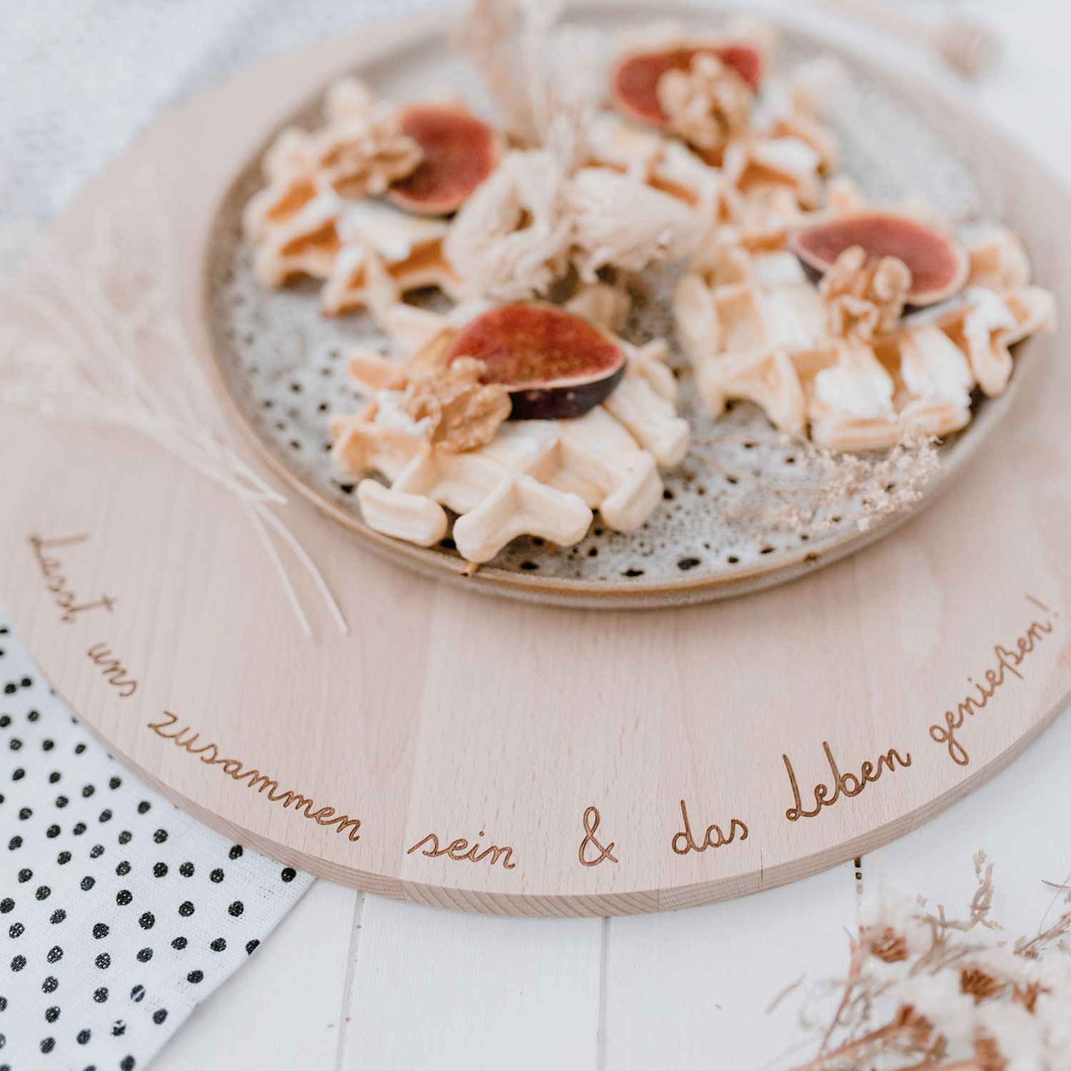 hz-014_brett_zusammensein_6_photocredits_maggymelzer Schneidebrett Zusammen sein