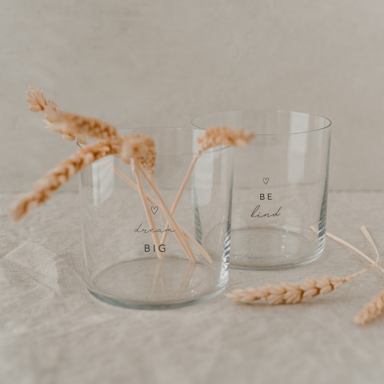 gl-030_glasset_dreams_black_photocredits_maggymelzer_04 Trinkglas Dreams