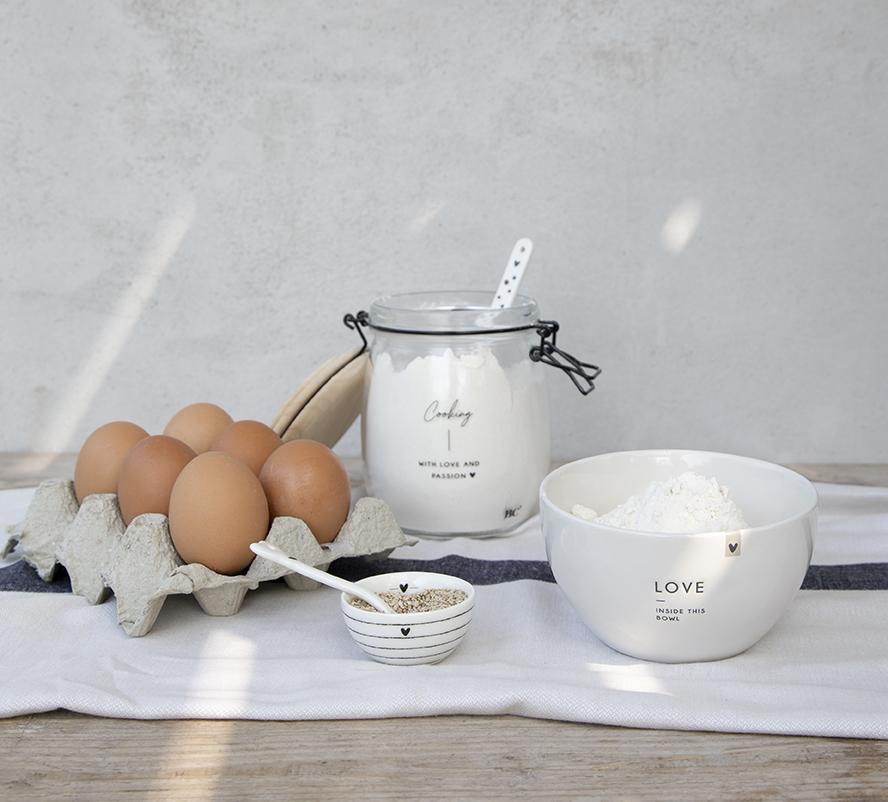 Bowl White/Love inside this Bowl