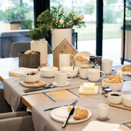 Räder Breakfast kleiner Becher Heiss & glücklich