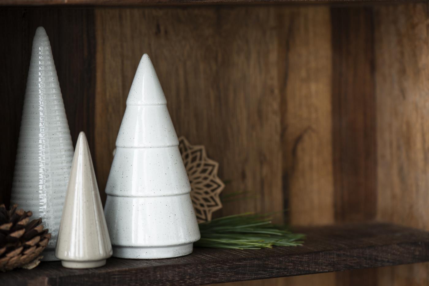 Tannenbaum cremefarben breite Rillen