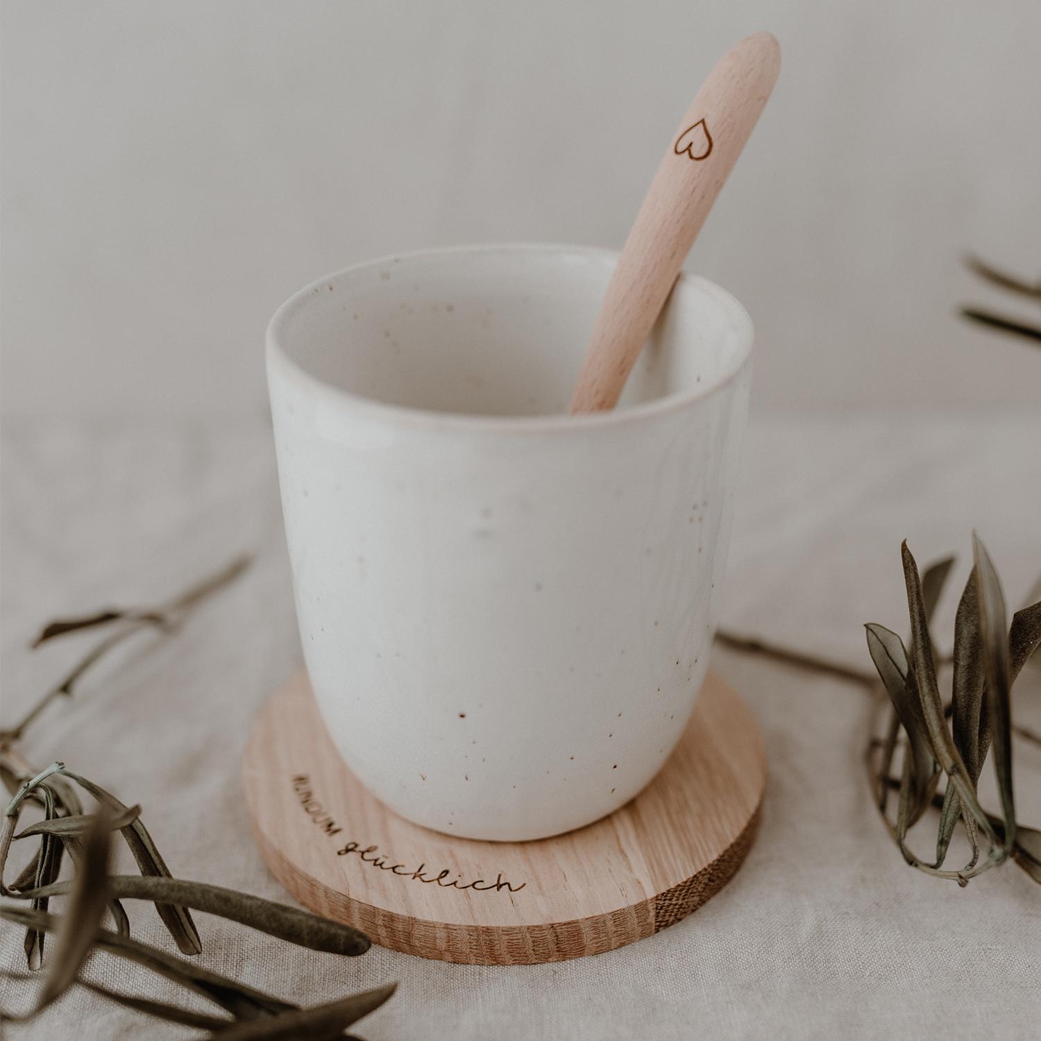 hz-165_untersetzer_gluecklich_photocredits_maggymelzer_2 Untersetzer Eiche Rundum glücklich