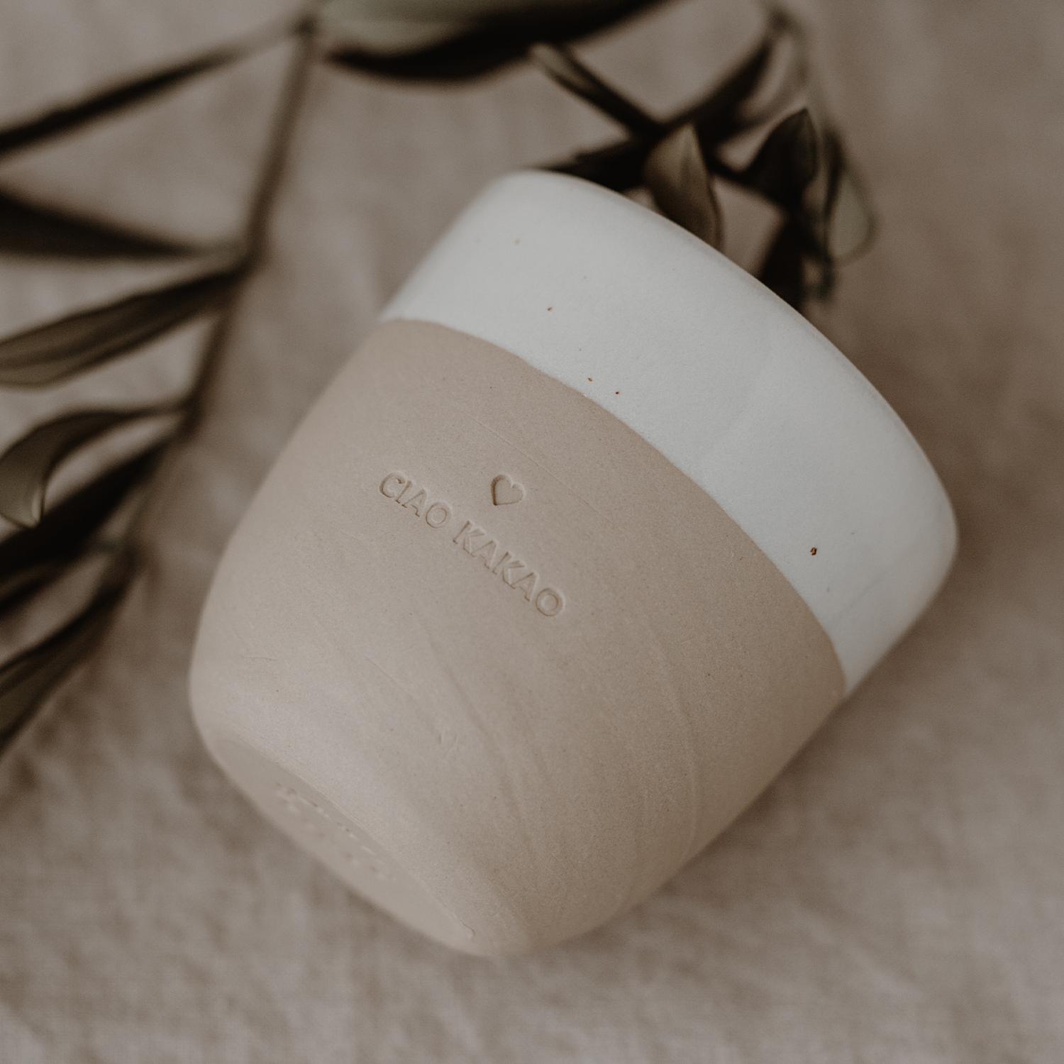 pot-041_becher_ciaokakao_photocredits_maggymelzer_5 Kleiner Becher Ciao Kakao