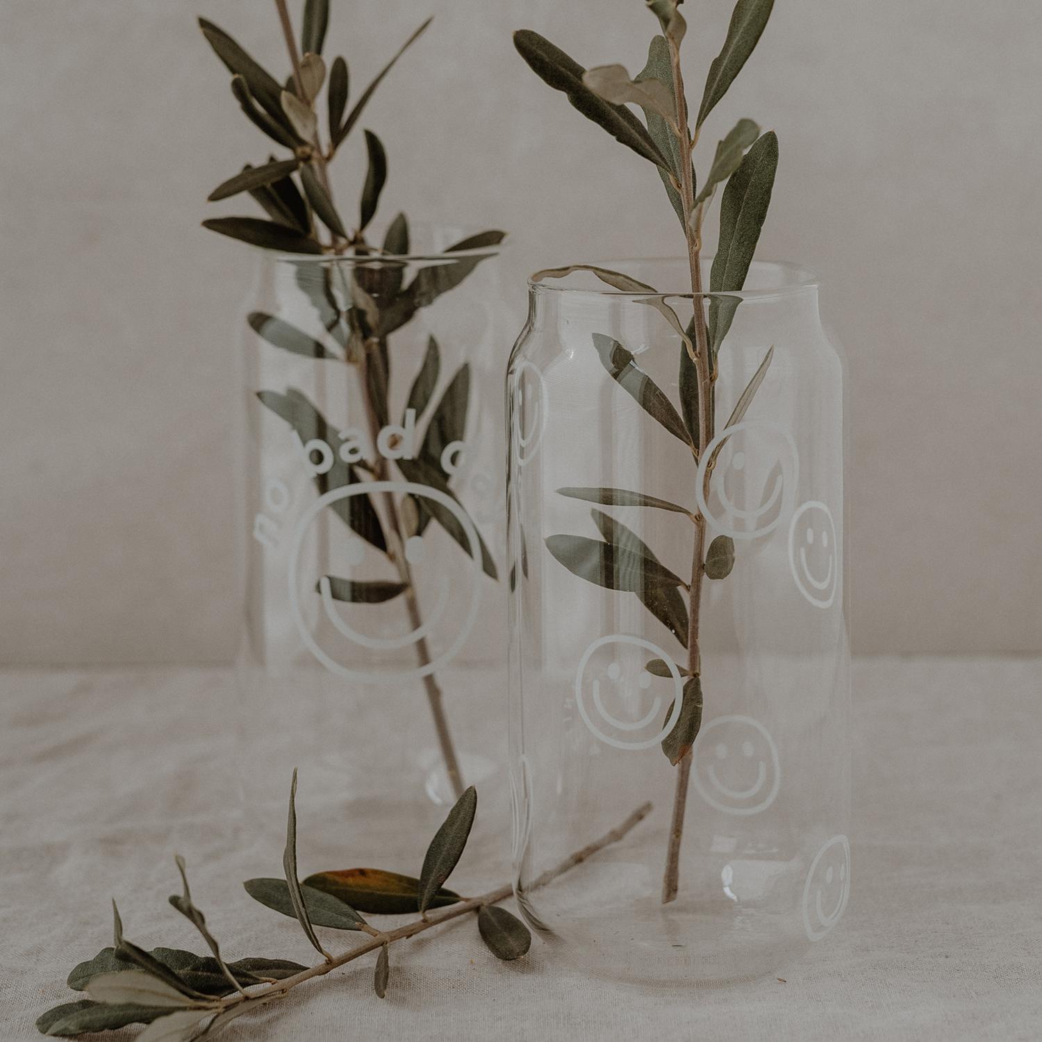 gl-115_canglass_smileys_photocredits_maggymelzer_2 Hohes Trinkglas Smileys