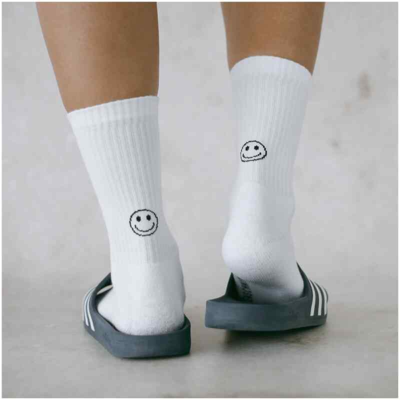 Eulenschnitt Socken Smiley weiß