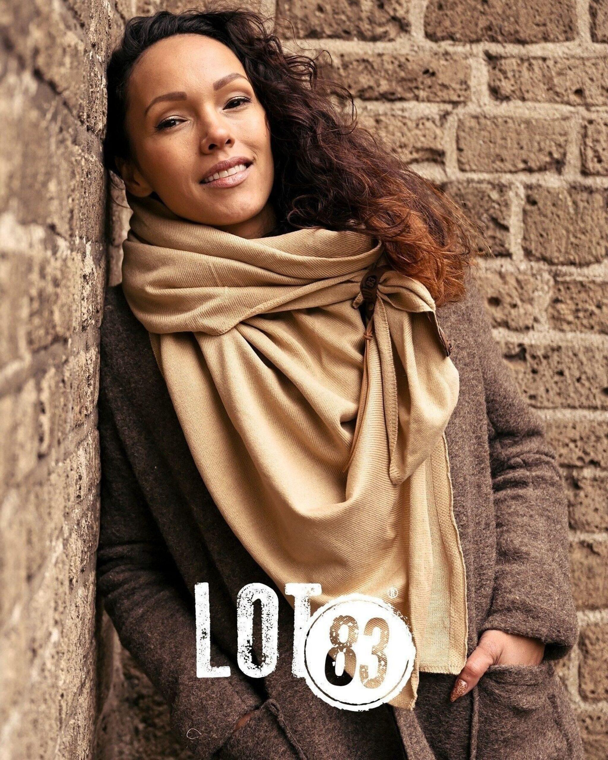 IMG_3383 Lot83 Schal Fien Sand