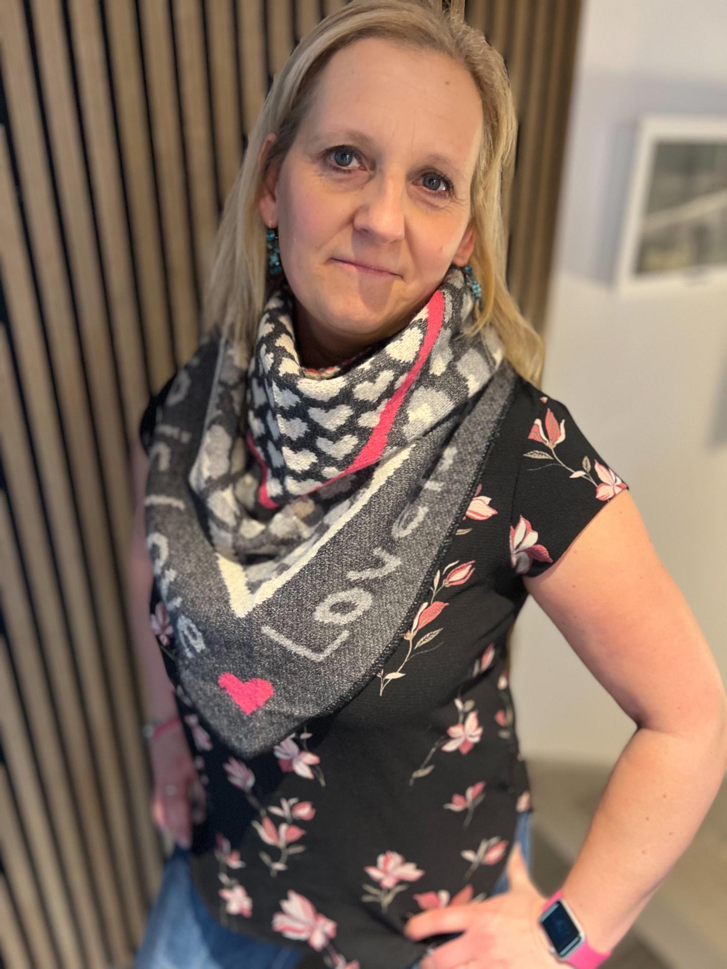 Dreicksschal Love schwarz