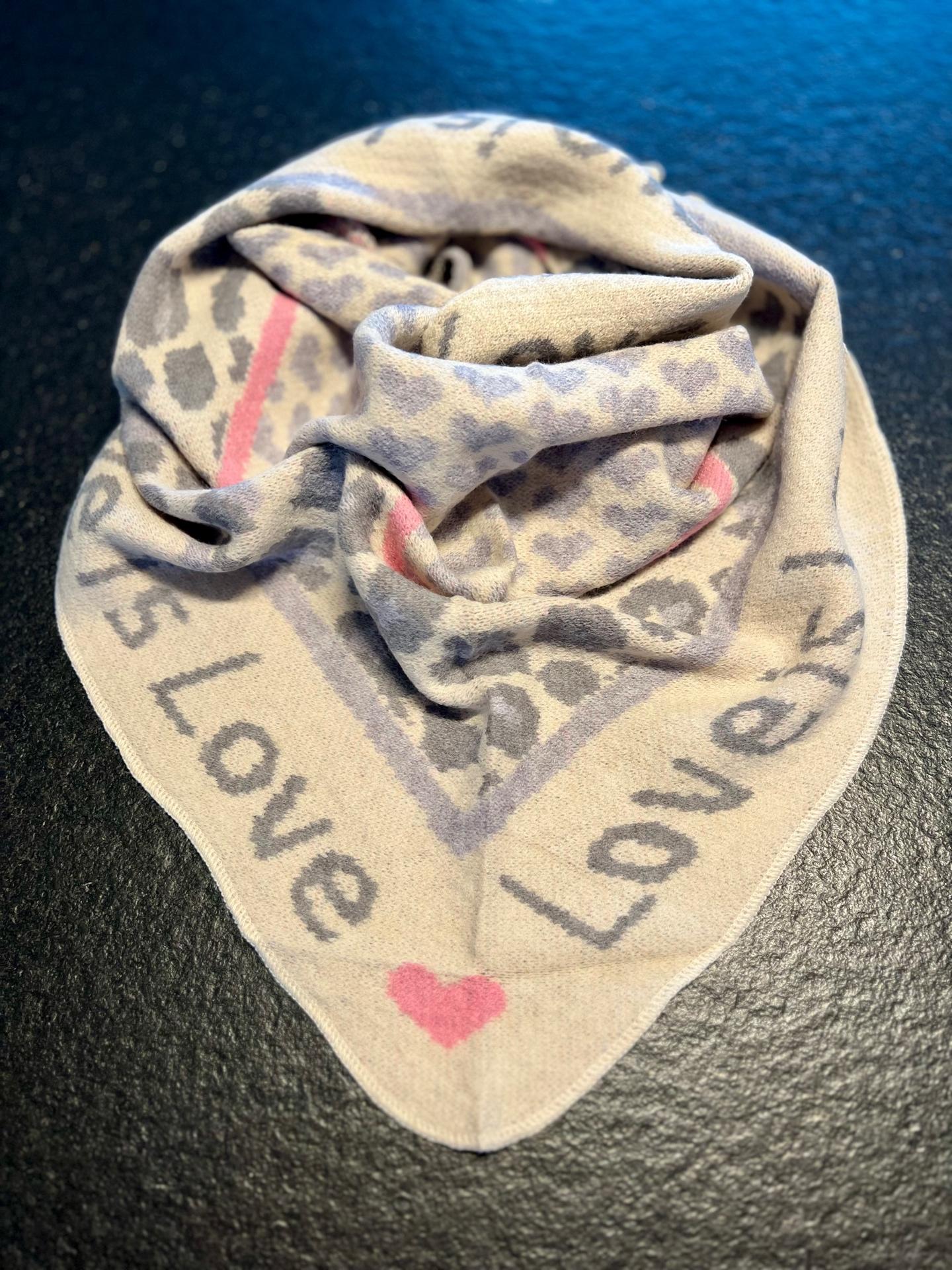 Dreiecksschal Love weiß-pink
