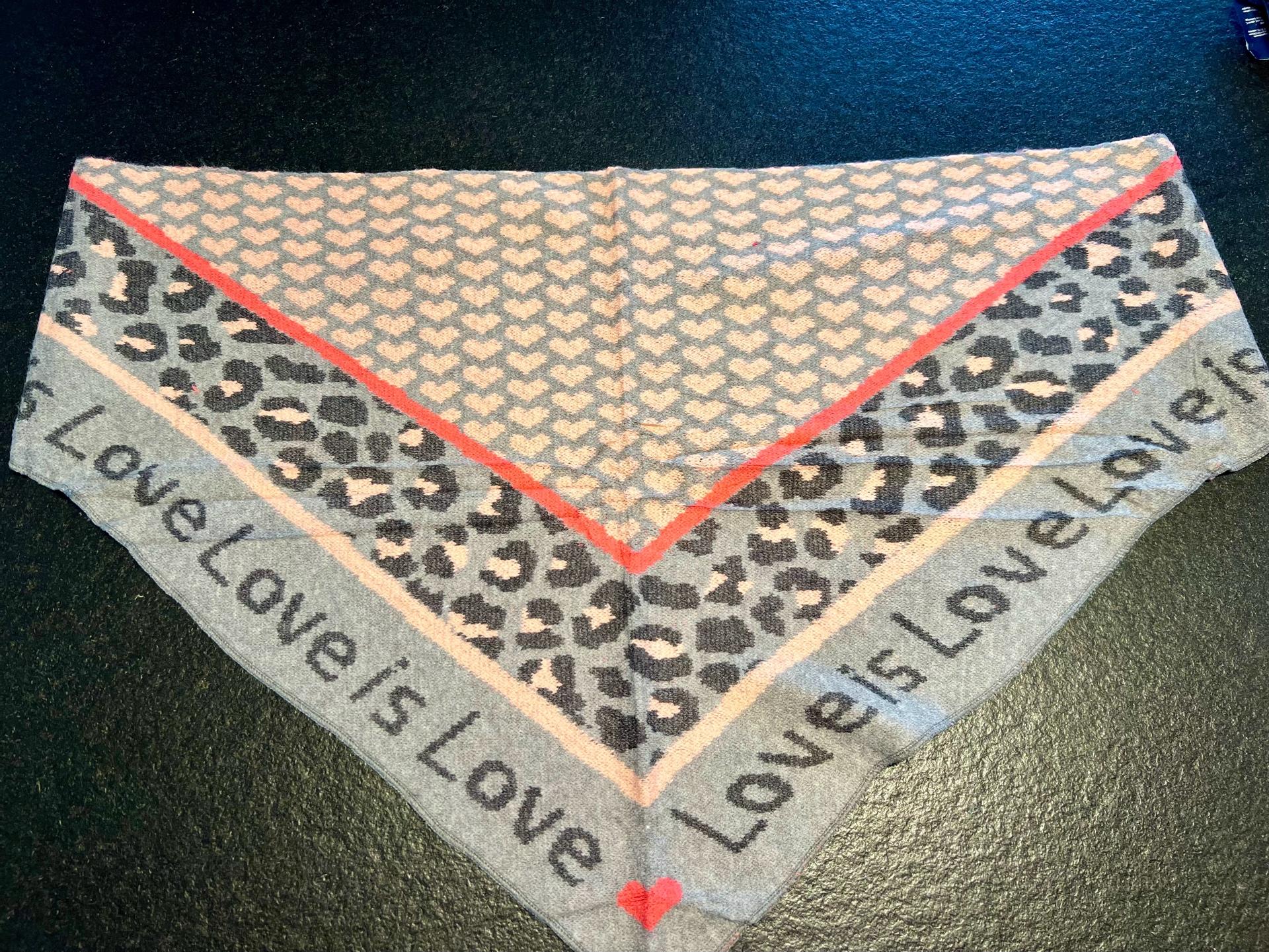 Dreiecksschal Love anthrazit-pink