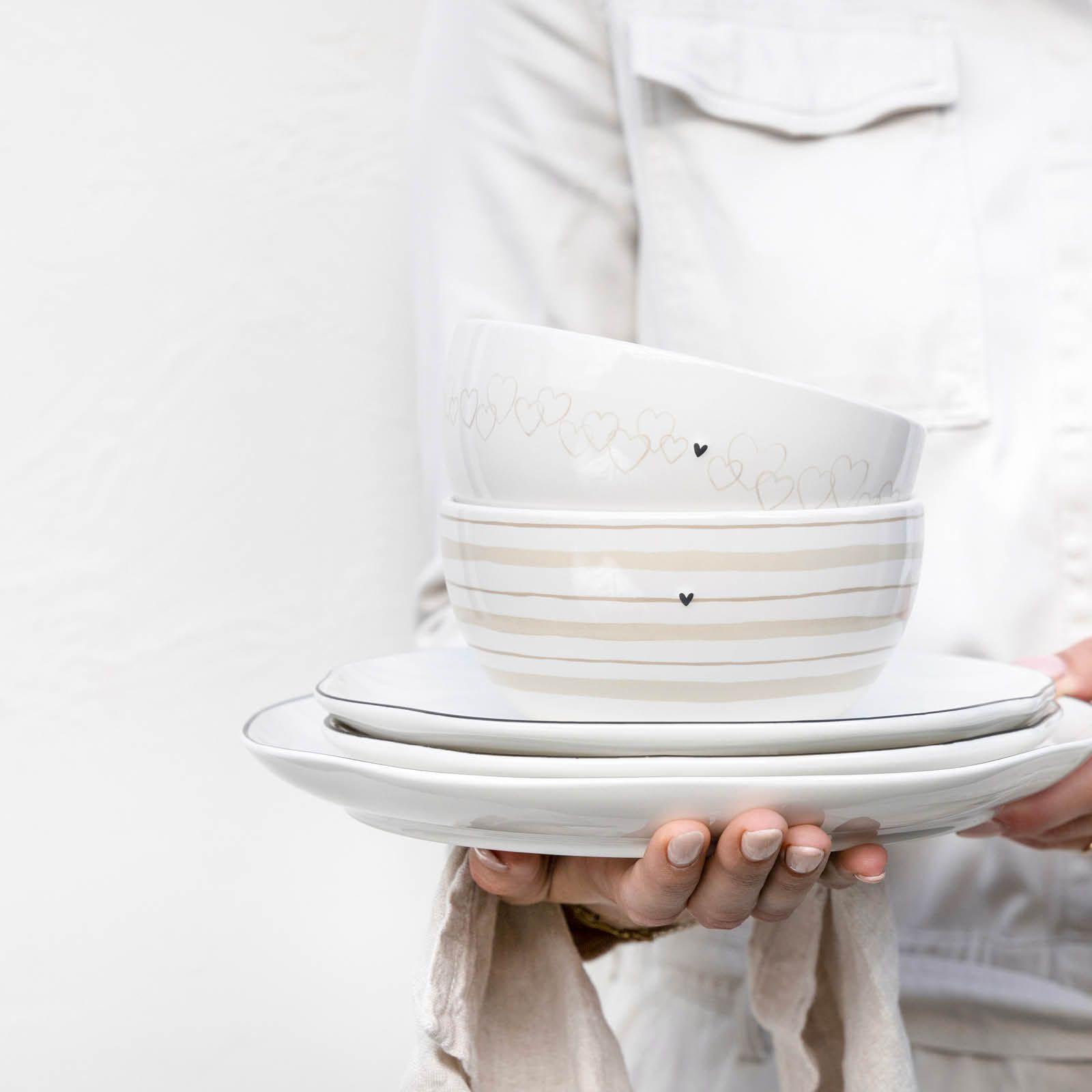 IMG_3519 Bowl White / Natural hearts all around