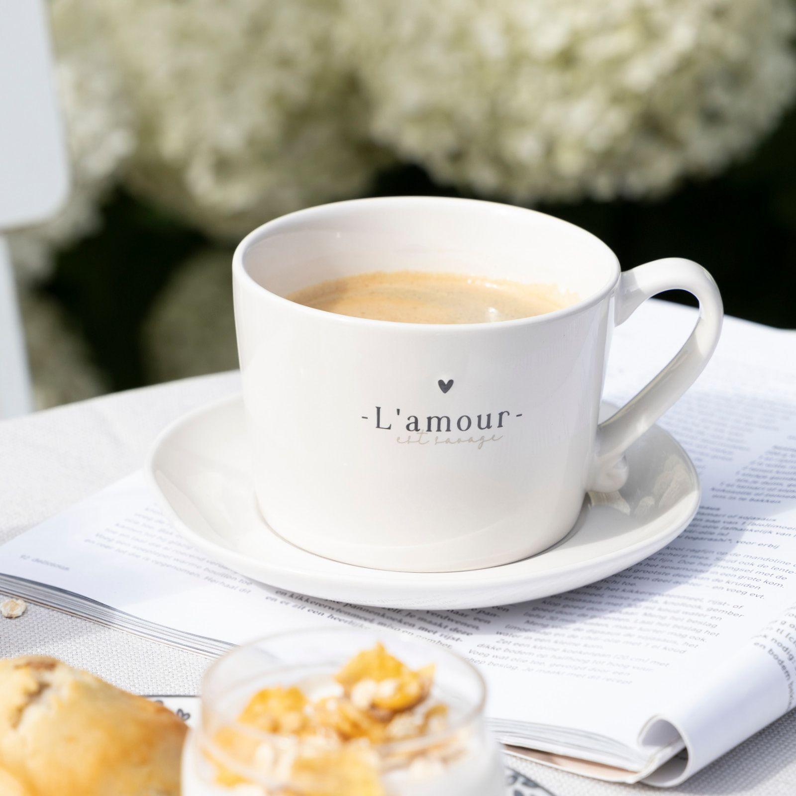 Tasse White / L'amour est savage