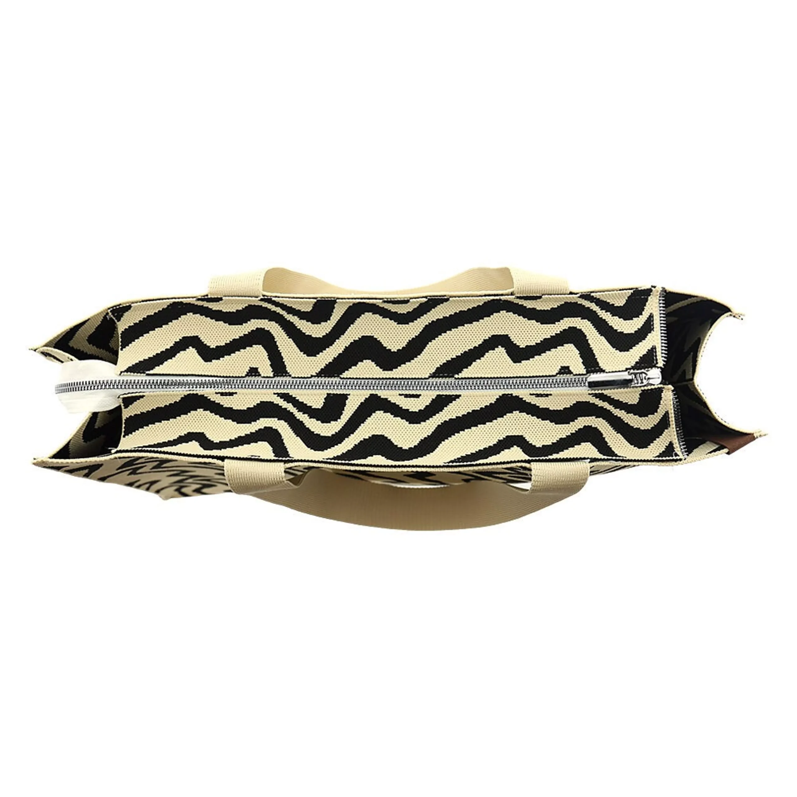 Lot83 Shopper Lara 23