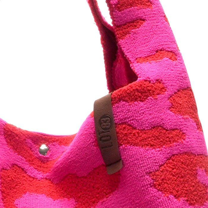 Lot83 Shopper Lois 33