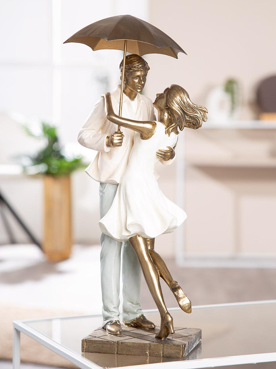 55134 Skulptur Paar Love in the rain